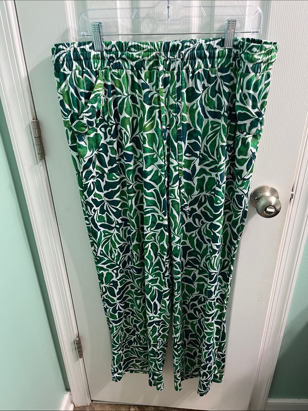 Robert Louis Green and White Leaf-Print Wide Leg Pants